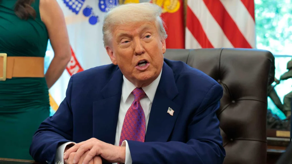 Trump Calls WH Dinner Suspect a ‘Pretty Sick Guy’ as Manifesto, Weapons Details Emerge April 27, 2026
