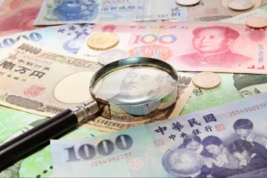 Asian Currencies Slide as Iran–US Tensions Shake Markets and Oil Routes