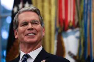 US to Continue Maximum Pressure on Iran, Says Treasury Chief