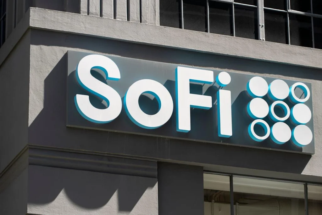 SoFi Stock Drops 13% After Earnings Miss and Platform Revenue Decline