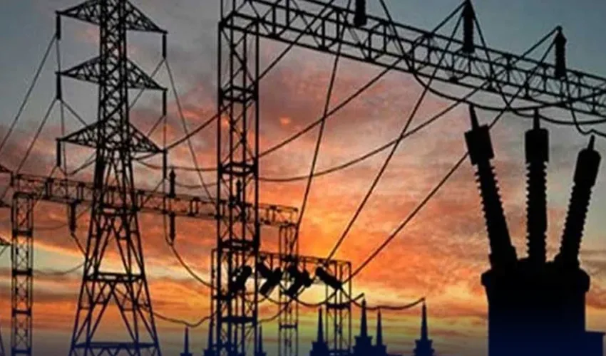 Pakistan electricity crisis as power shortfall triggers nationwide load shedding