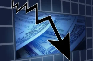 Global Economy Warned of 2008-Style Risks as Private Credit, AI and Energy Pressures Grow