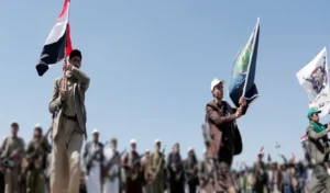 Houthis Threaten to Close Bab el-Mandeb as Iran Tightens Control of Strait of Hormuz