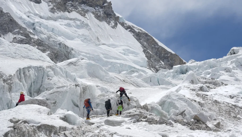 Pakistani Mountaineer Salman Atique Summits Everest as 274 Climbers Set New Record