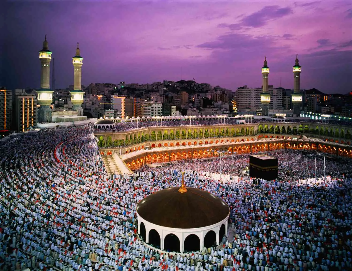 Pakistan Opens Mandatory Hajj 2027 Registration Through Pak Hajj App
