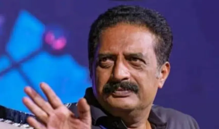 Prakash Raj Questions Bollywood's Silence While Backing CJP Protest Movement
