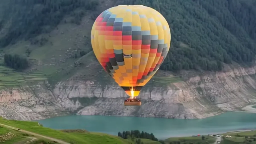 Hot Air Balloon Completes Test Flight in Naran at 8,000 Feet