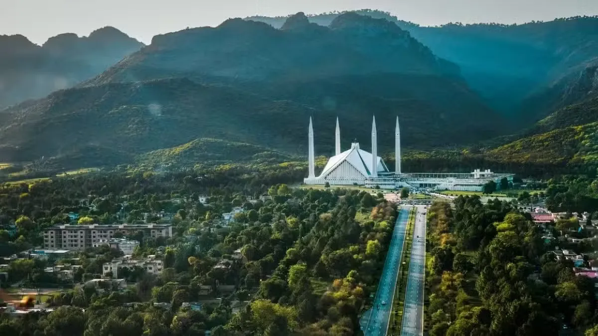 Islamabad Drafts New Open Space Policy for Restaurants