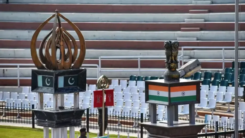 Ayushmann Khurrana, Sara Ali Khan Trolled at Wagah Border