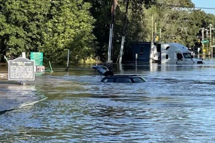 Flash Flood Warning Issued for Topeka and Northeast Kansas as Heavy Rain Hits April 27, 2026