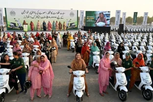 Sindh Plans Free Electric Scooters for 50,000 Women