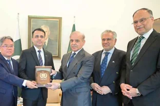 PM Shehbaz Sees “New Chapter” as Pakistan’s First Astronaut Candidates Leave for China