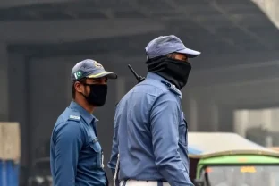 Punjab Govt Approves New Navy Blue Uniform for Lahore Traffic Police