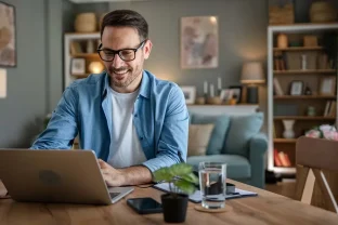 Pakistan’s Freelancers Earn $175 Million in July as Exports Jump 45.5%