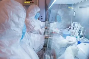 Russia Says No Epidemic Risk After Plague Lab Worker Dies in Siberia