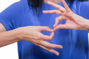Pakistan Moves to Standardize Sign Language Nationwide