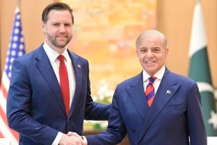 Iran Rejects Talks Under Pressure, Warns of Escalation if U.S. Threats Continue